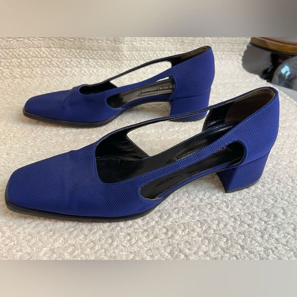 Giorgio Armani Shoes - Stunning vintage Giorgio Armani cobalt heels size 38.5